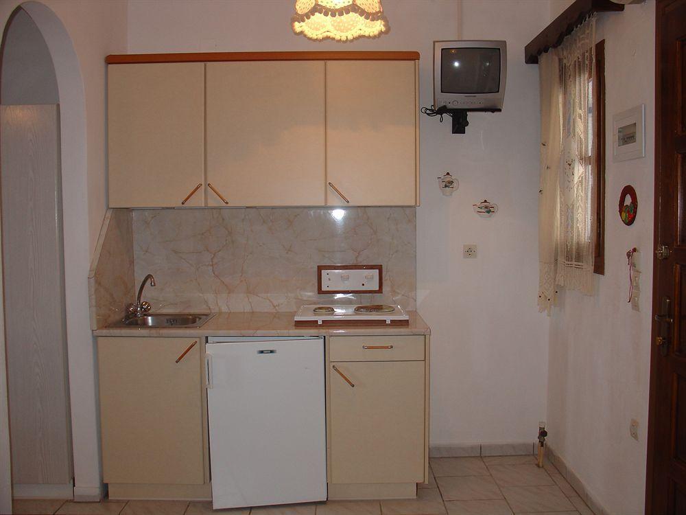 Archontiko Mary 1 Apartment Aliki  Ngoại thất bức ảnh